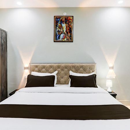 Super Townhouse Gls International Hotell Lucknow Exteriör bild